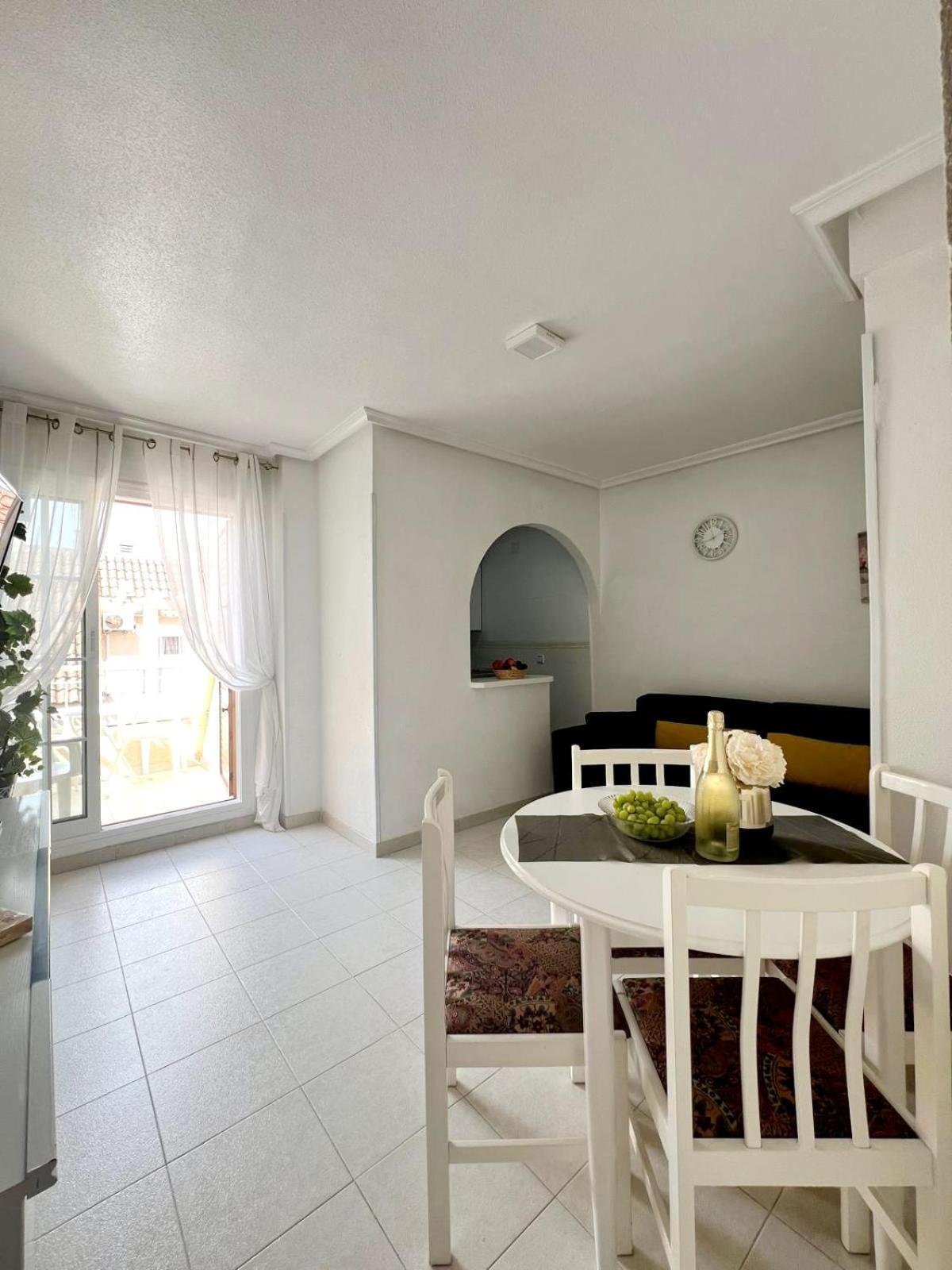 Holiday Apartment 또레비에하 외부 사진